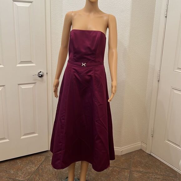 Michaelangelo Size 4 Dress Strapless Burgundy Diamond Belted Accent Formal Prom - Picture 2 of 12